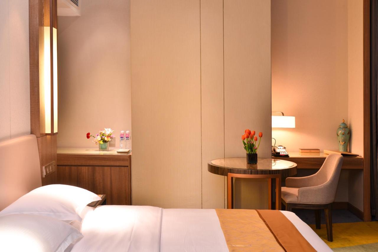 Hotel Ramada Heze Esterno foto
