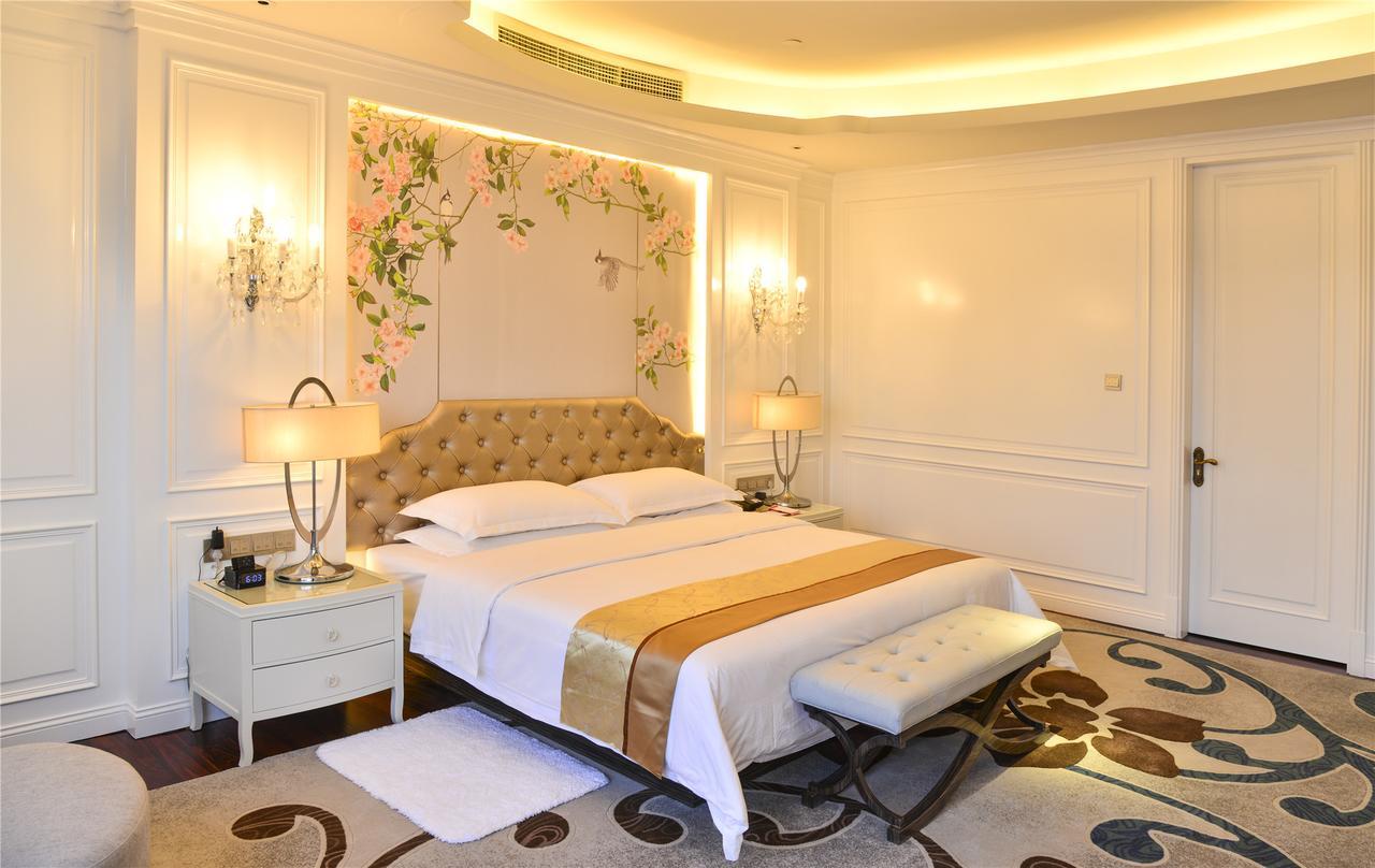 Hotel Ramada Heze Esterno foto